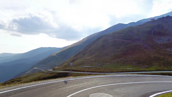 The 7 Most Beautiful European Roads on Google Streetview   streetviewroutes 05 transfagarasan 600x337